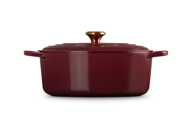 Cast Iron Signature Oval CasseroleGarnet image number 3